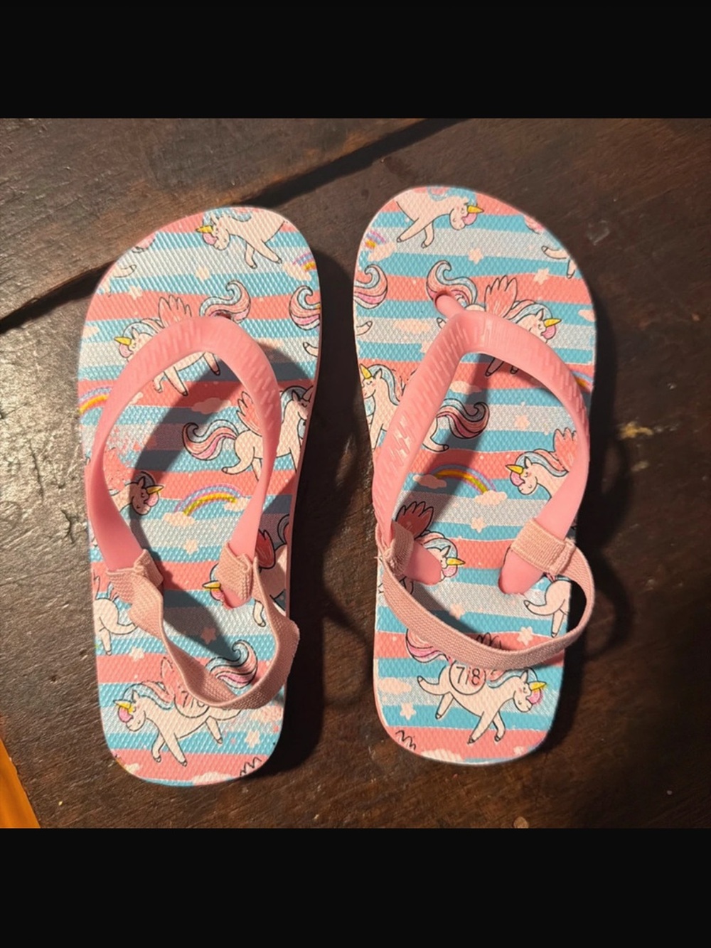 Kids Unicorn Print Pink Flip-Flop Sandals